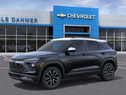 New 2025 Chevrolet TrailBlazer ACTIV w/ Convenience Package FWD image 16