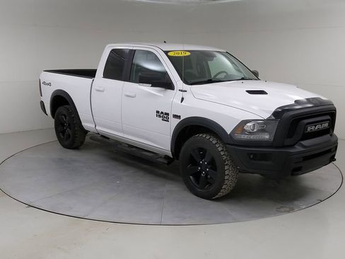 Used 2019 RAM 1500 Classic Warlock image 10