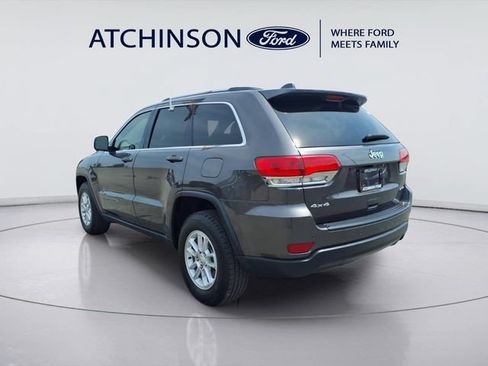 Used 2019 Jeep Grand Cherokee Laredo w/ Security & Convenience Group AWD/4WD image 7