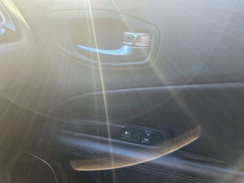 Used 2019 Jeep Compass Altitude image 22