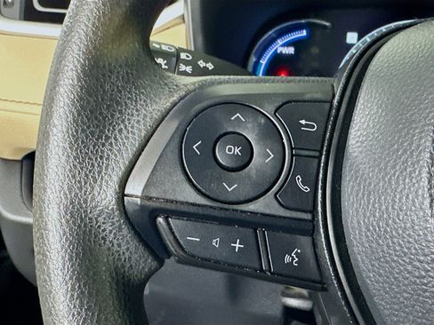 Used 2023 Toyota RAV4 LE image 16