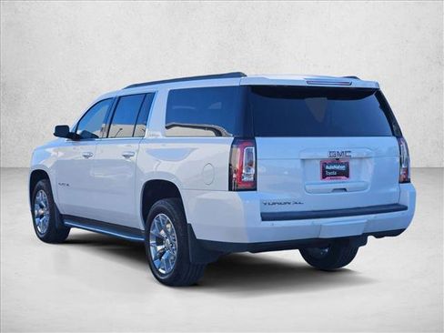 Used 2020 GMC Yukon XL SLT w/ Open Road Package image 8