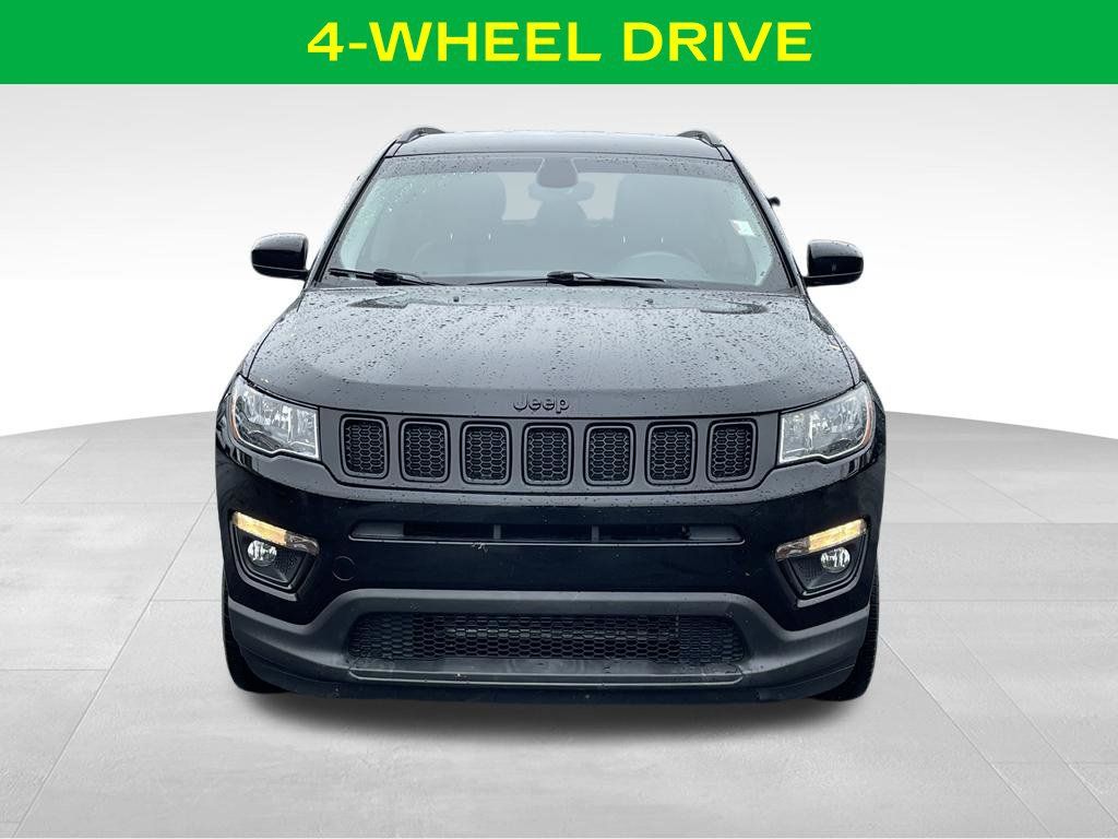 Used 2019 Jeep Compass Latitude AWD/4WD image 3