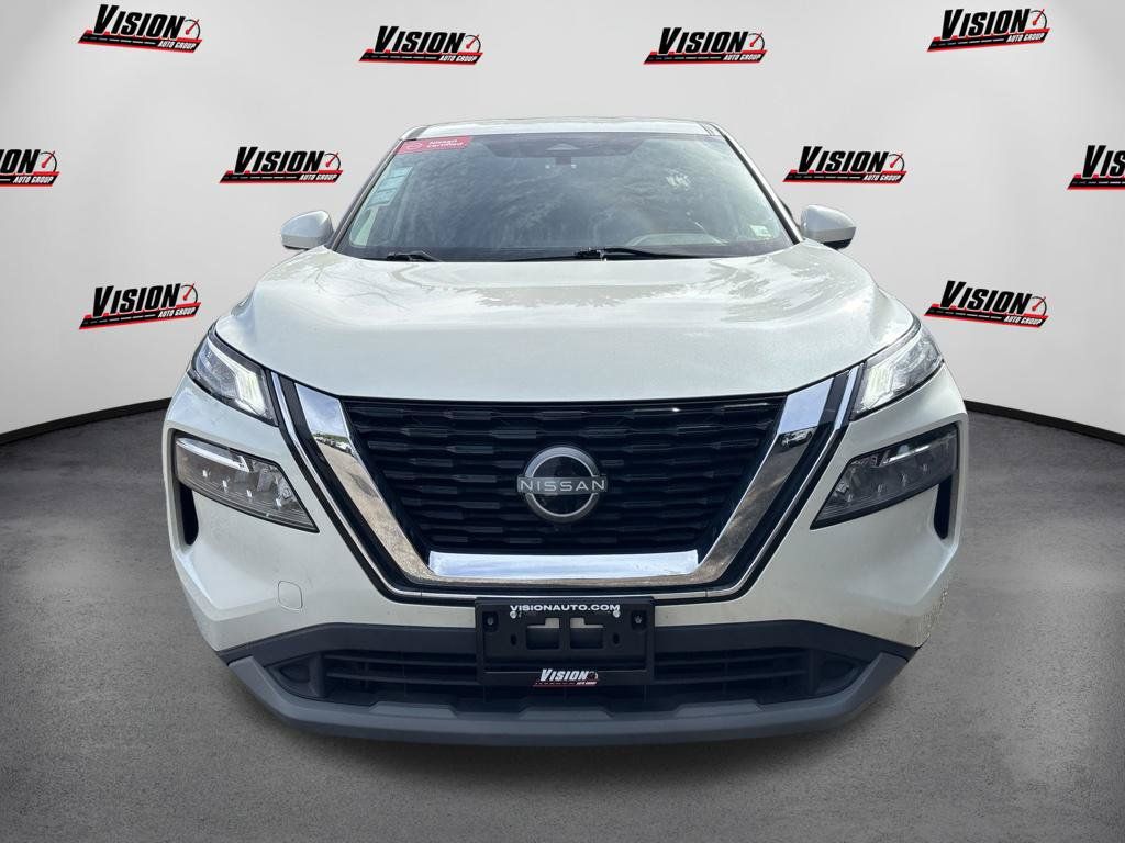 Certified 2023 Nissan Rogue SV AWD/4WD image 2