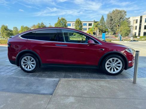Used 2019 Tesla Model X Long Range AWD/4WD image 8