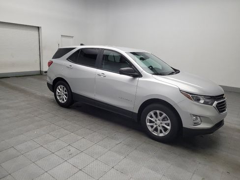 Used 2020 Chevrolet Equinox LS w/ LS Convenience Package image 11