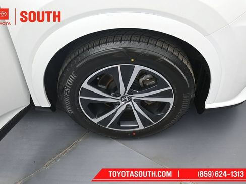 Used 2024 Lexus RX 350h w/ Convenience Package AWD/4WD image 38