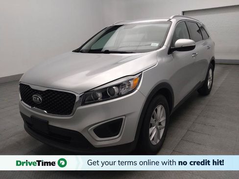 Used 2018 Kia Sorento FWD V6 image 1