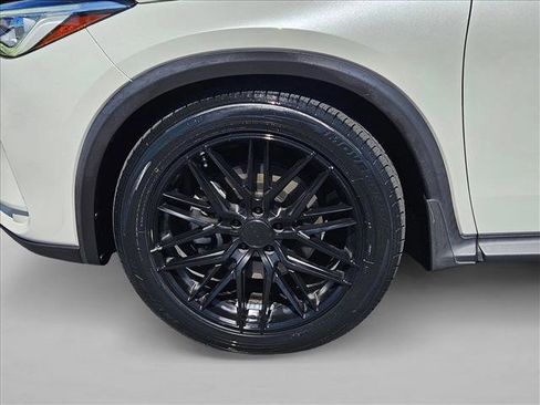 Used 2019 INFINITI QX50 Luxe w/ Cargo Package AWD/4WD image 22