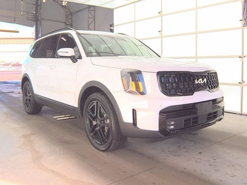 Certified 2024 Kia Telluride SX Prestige X-Line image 4