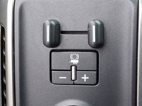 Used 2019 Chevrolet Silverado 1500 LT w/ All Star Edition image 23