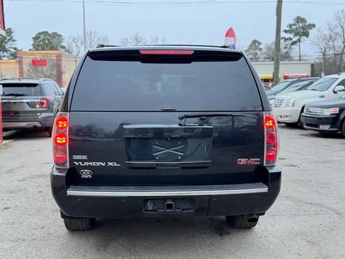 Used 2012 GMC Yukon XL Denali AWD/4WD image 6