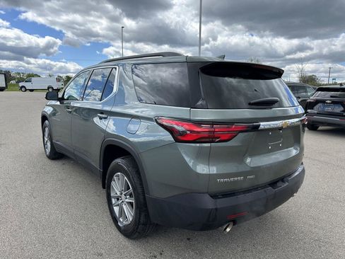 Used 2023 Chevrolet Traverse LT AWD/4WD image 3