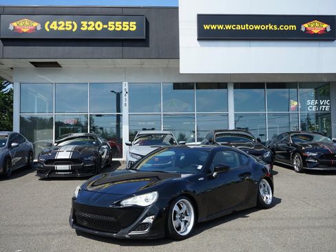 Used 2013 Scion FR-S RWD image 1