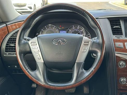 Used 2019 INFINITI QX80 Luxe w/ All-Season Package image 12