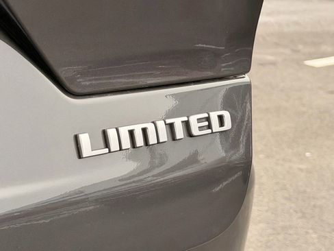 New 2026 Jeep Grand Cherokee Limited AWD/4WD image 23