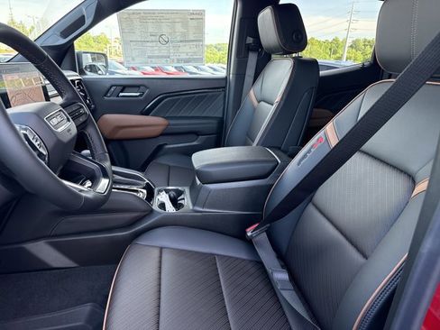 New 2026 GMC Canyon AT4 w/ Technology Plus Package AWD/4WD image 5