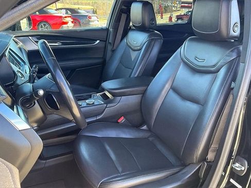 Used 2022 Cadillac XT5 Premium Luxury image 10