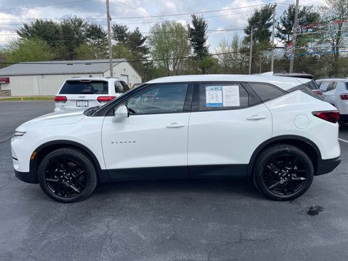 Used 2023 Chevrolet Blazer LT image 9