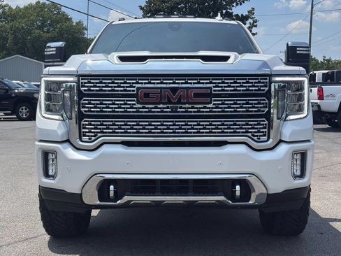 Used 2022 GMC Sierra 2500 Denali w/ Denali Ultimate Package AWD/4WD image 10
