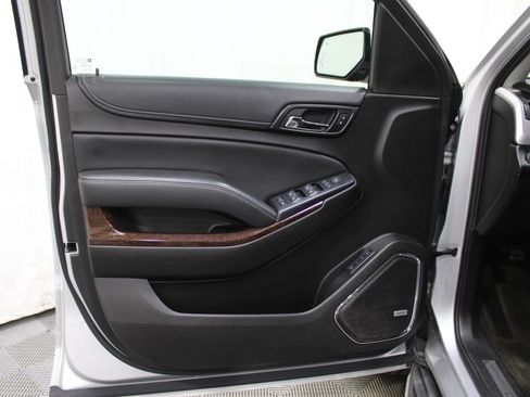 Used 2016 GMC Yukon SLT w/ Open Road Package image 6