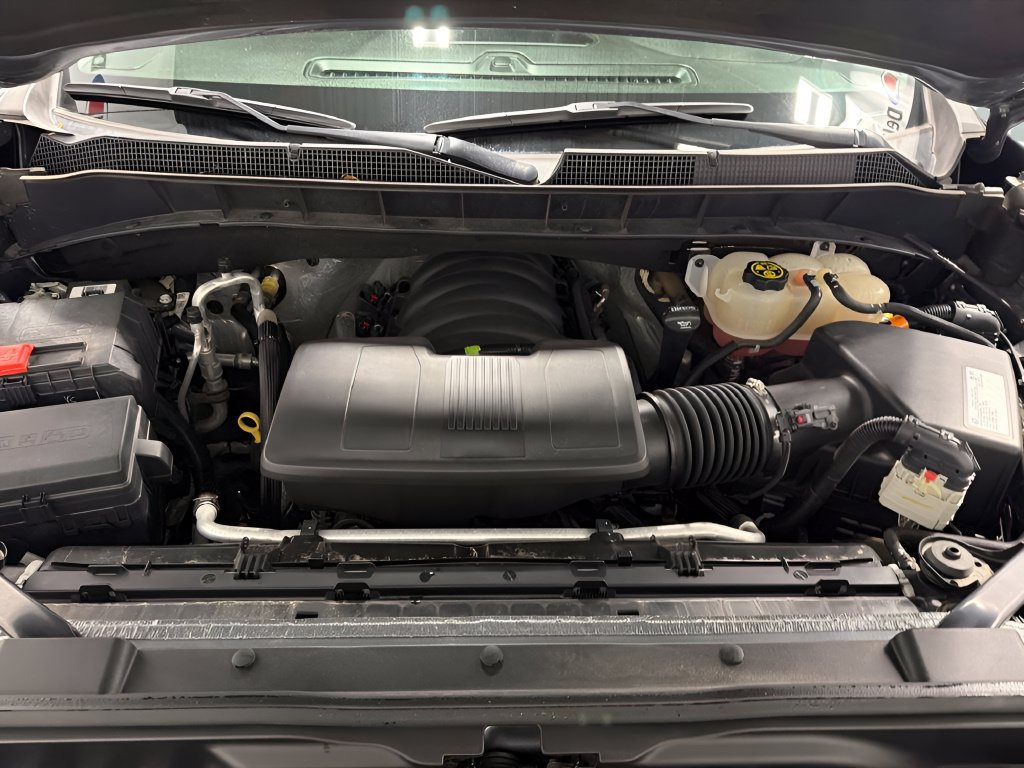 Used 2019 Chevrolet Silverado 1500 RST AWD/4WD image 9