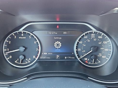 Used 2018 Nissan Maxima 3.5 SV image 17