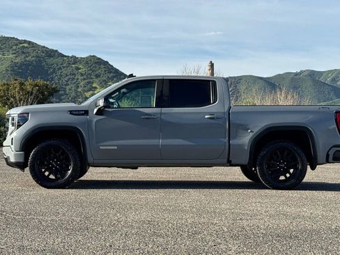Used 2024 GMC Sierra 1500 Elevation w/ Elevation Premium Package image 7