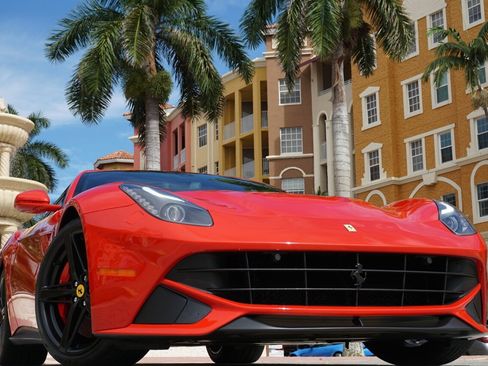 Used 2016 Ferrari F12 Berlinetta image 50