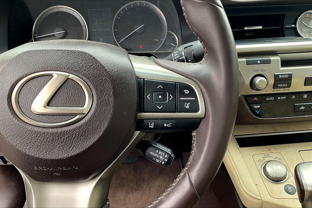 Used 2017 Lexus ES 350 FWD image 19