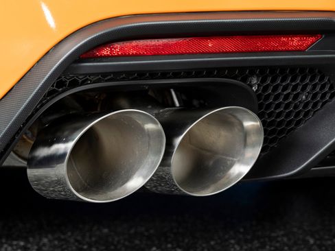 Used 2021 Ford Mustang Shelby GT500 w/ Carbon Fiber Track Pack image 20