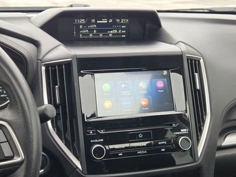 Certified 2022 Subaru Forester Premium image 25