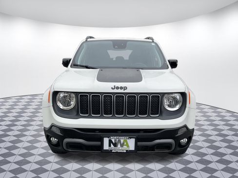 Used 2023 Jeep Renegade Latitude AWD/4WD image 5
