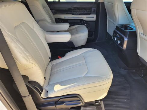 Used 2021 Ford Expedition Max Platinum image 13
