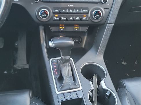 Used 2017 Kia Sportage EX image 17