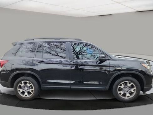 Used 2023 Honda Passport TrailSport image 6