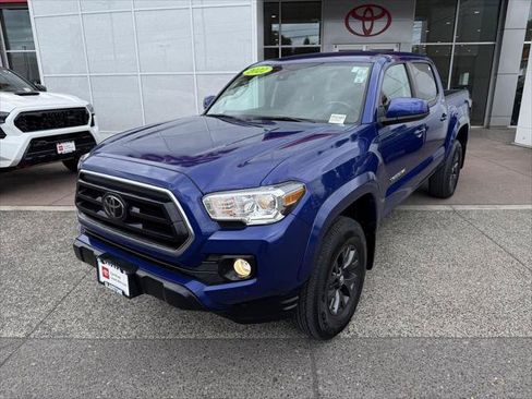 Certified 2022 Toyota Tacoma SR5 RWD image 4