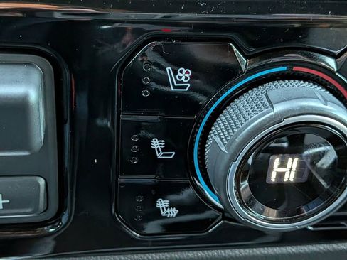 Used 2023 Chevrolet Silverado 1500 High Country image 25