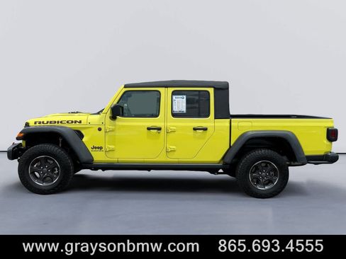 Used 2023 Jeep Gladiator Rubicon w/ Trailer Tow Package AWD/4WD image 6