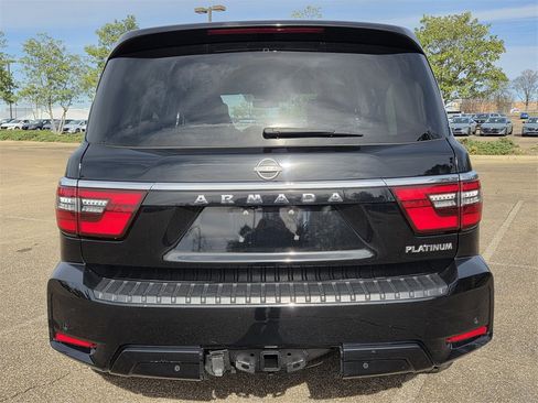Used 2023 Nissan Armada Platinum w/ Captain's Chairs Package image 5