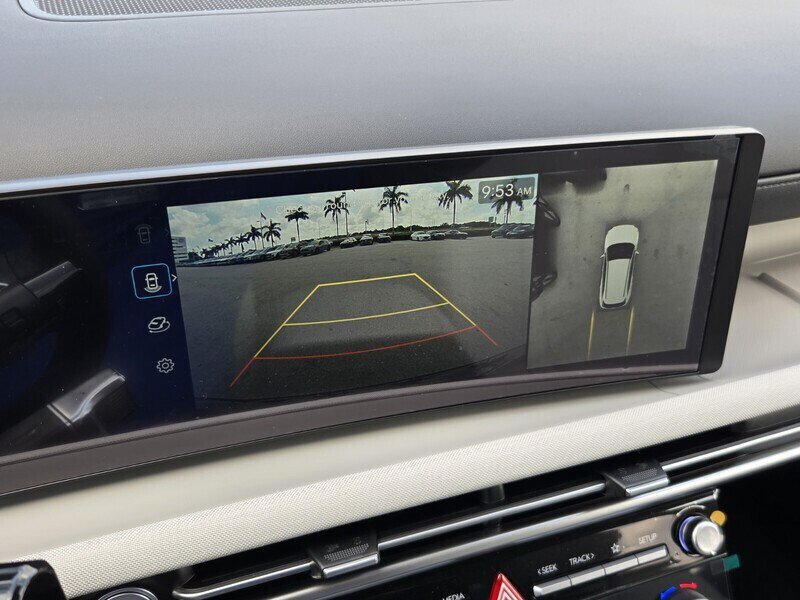 New 2026 Hyundai Tucson Limited FWD image 10