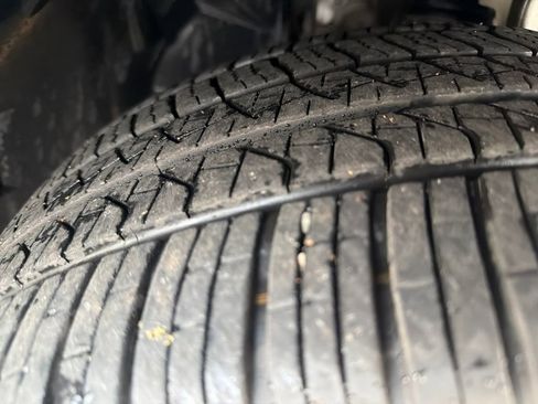 Used 2024 Mercedes-Benz GLE 350 4MATIC image 17