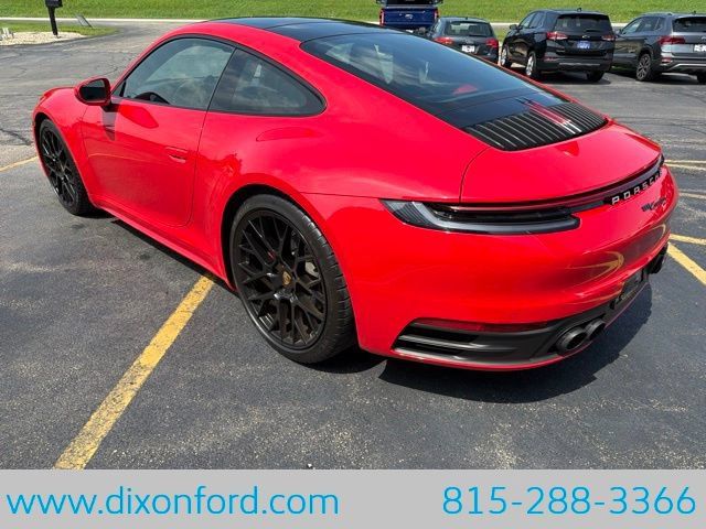 Used 2024 Porsche 911 Carrera RWD image 6
