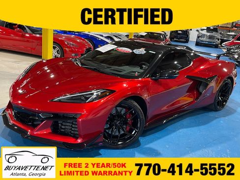 Used 2025 Chevrolet Corvette Z06 w/ Stealth Interior Trim Package RWD image 1