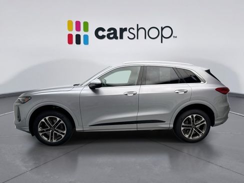 Used 2025 Audi Q5 Premium w/ Convenience Package AWD/4WD image 2