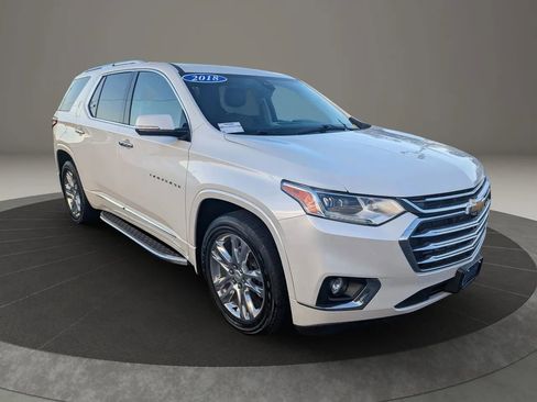 Used 2018 Chevrolet Traverse High Country image 3