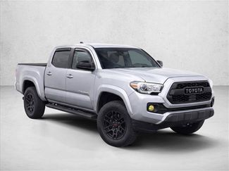 Used 2018 Toyota Tacoma SR5 RWD video 3