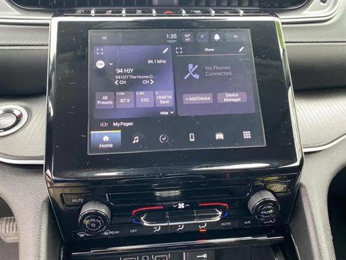 Certified 2023 Jeep Grand Cherokee L Laredo image 12