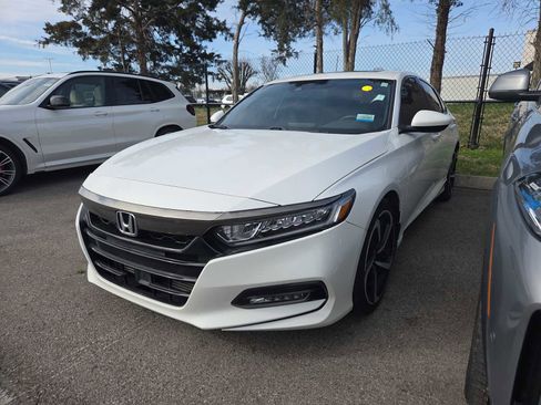 Used 2019 Honda Accord Sport image 8