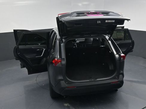 Used 2023 Toyota RAV4 XLE Premium FWD image 21